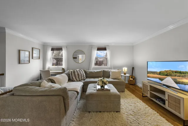 $385,000 | 105 Manor Drive, Red Bank, NJ 07701