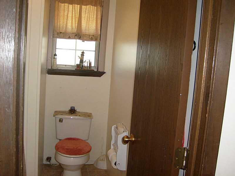 8301 Calland Road West Liberty, OH 43357 - Photo 13 of 23