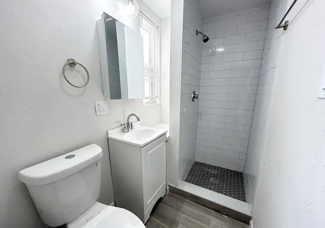 $3,800 | 153 East Cottage Street, Unit 1, Boston, MA 02125