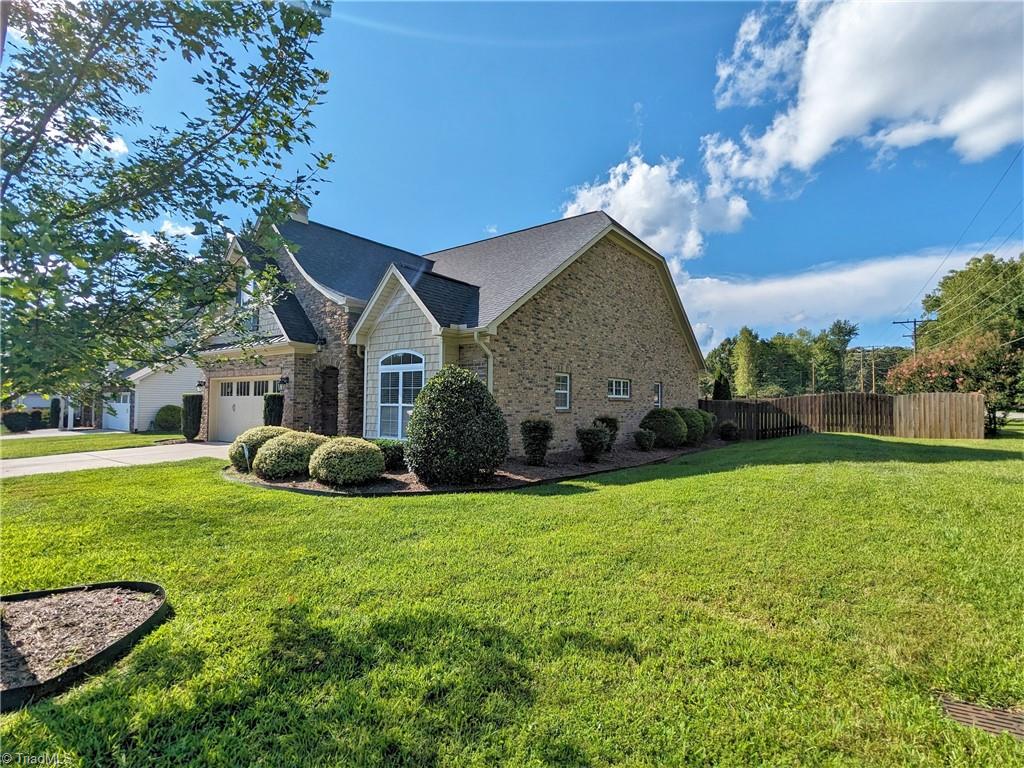 6207 Hamptonburg Road Clemmons, NC 27012 - Photo 4 of 42 Gallery Image 4
