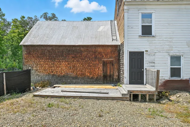 $1,200,000 | 47 River Road, New Portland, ME 04961