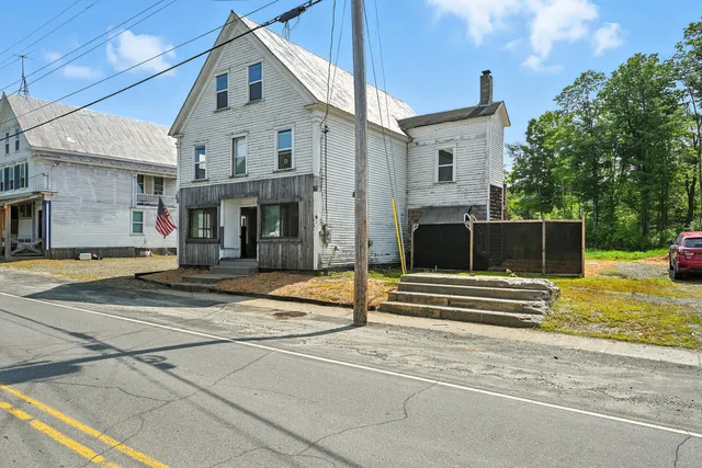 $1,200,000 | 47 River Road, New Portland, ME 04961