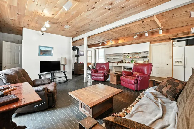 $1,200,000 | 47 River Road, New Portland, ME 04961