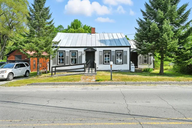 $1,200,000 | 47 River Road, New Portland, ME 04961