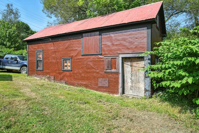 $1,200,000 | 47 River Road, New Portland, ME 04961