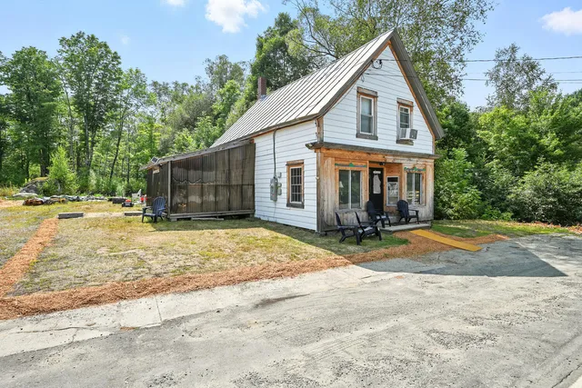 $1,200,000 | 47 River Road, New Portland, ME 04961