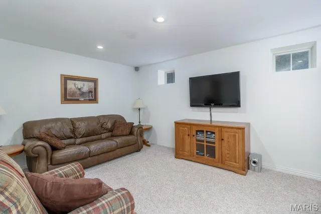 $639,000 | 24473 Remington Lane, Lebanon, MO 65536