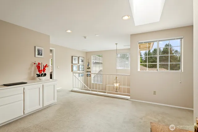 $825,000 | 2015 Mill Pointe Drive Southeast, Mill Creek, WA 98012