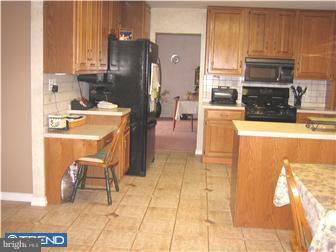 3027 Appledale Road Audubon, PA 19403 - Photo 7 of 12 Kitchen