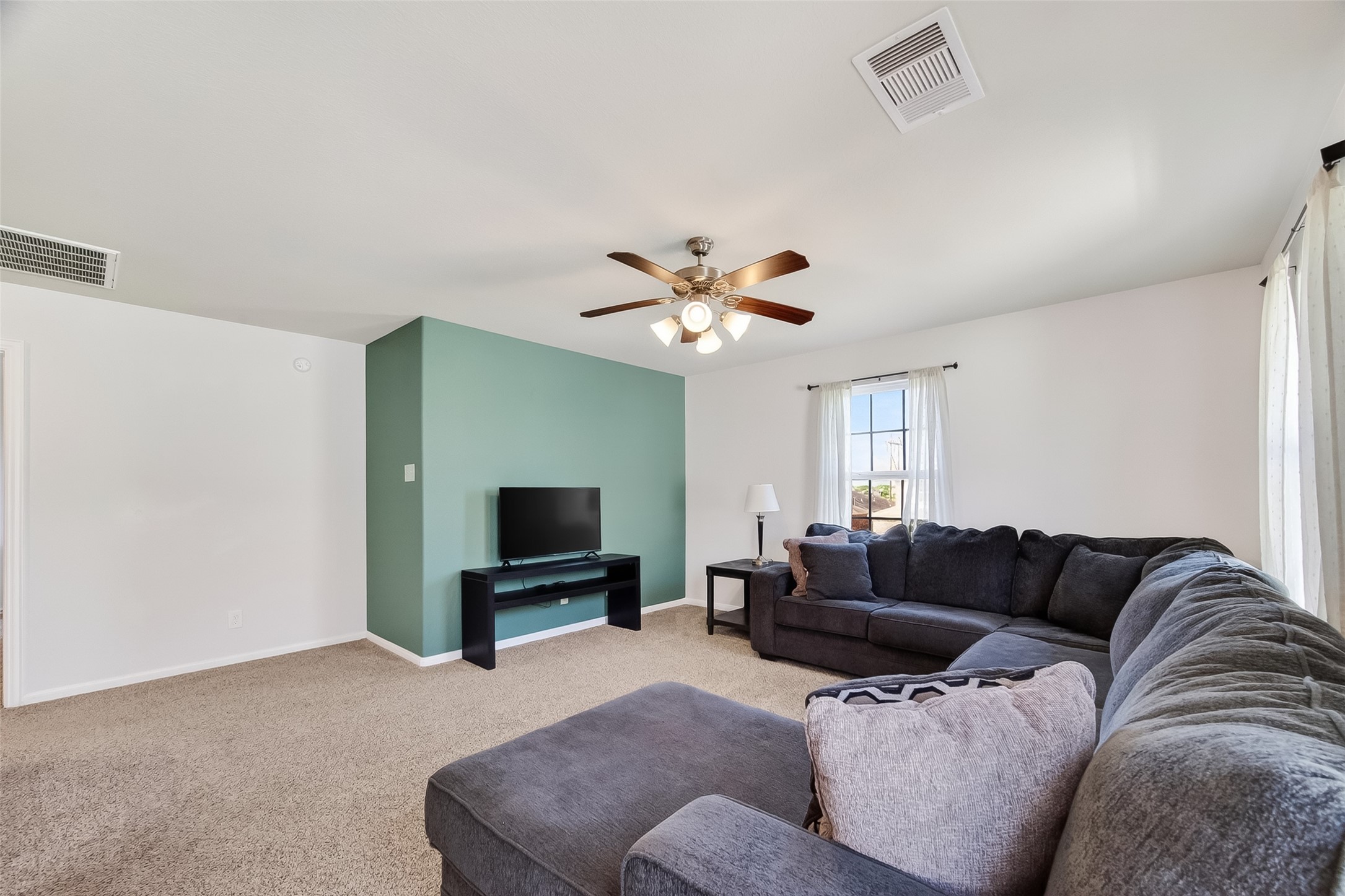 8630 Willet Street Baytown, TX 77521 - Photo 22 of 49 game room