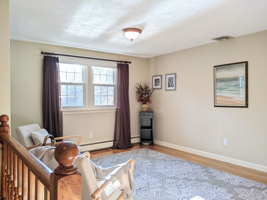 14 Fayette Road Bedford, MA 01730 - Photo 7 of 39 Gallery Image 7
