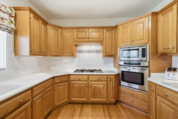 $745,000 | 2804 Royal St Georges Court, St. Charles, IL 60174