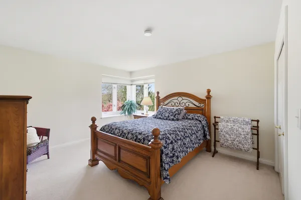 $745,000 | 2804 Royal St Georges Court, St. Charles, IL 60174