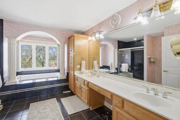 $745,000 | 2804 Royal St Georges Court, St. Charles, IL 60174