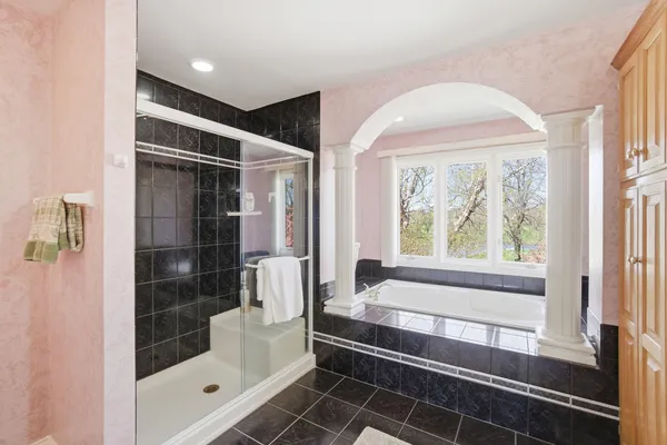 $745,000 | 2804 Royal St Georges Court, St. Charles, IL 60174