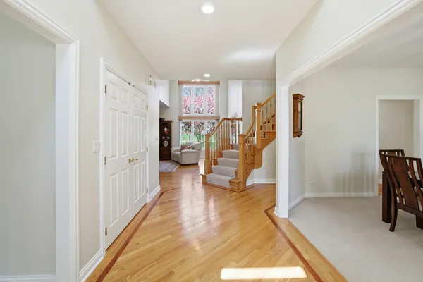 $745,000 | 2804 Royal St Georges Court, St. Charles, IL 60174