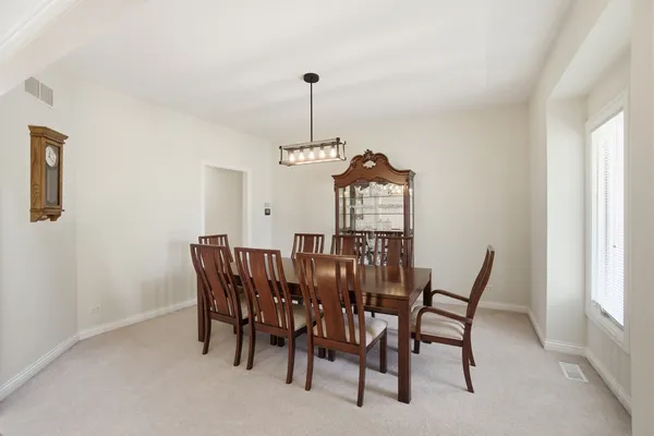 $745,000 | 2804 Royal St Georges Court, St. Charles, IL 60174