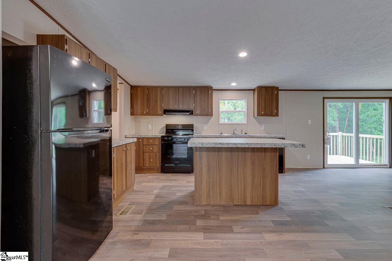 433 Lewis Street Anderson, SC 29624 - Photo 5 of 33 Gallery Image 5