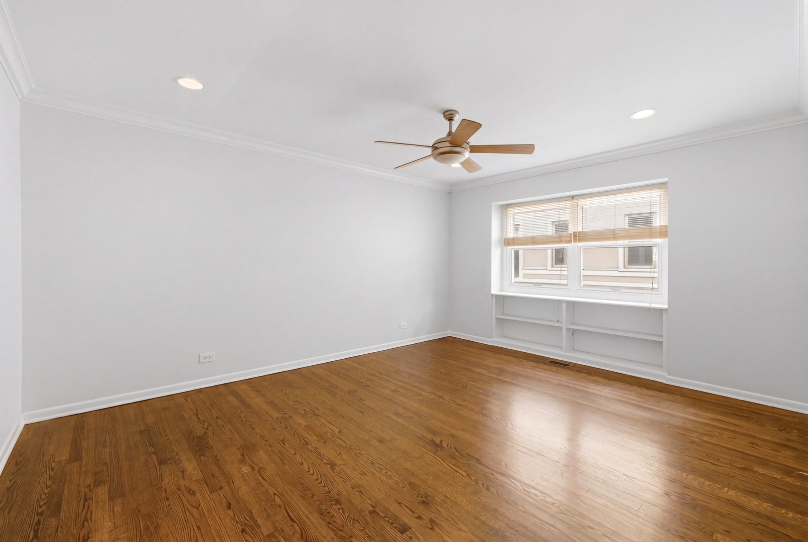 2666 Prairie Avenue, Unit B Evanston, IL 60201 - Photo 21 of 38