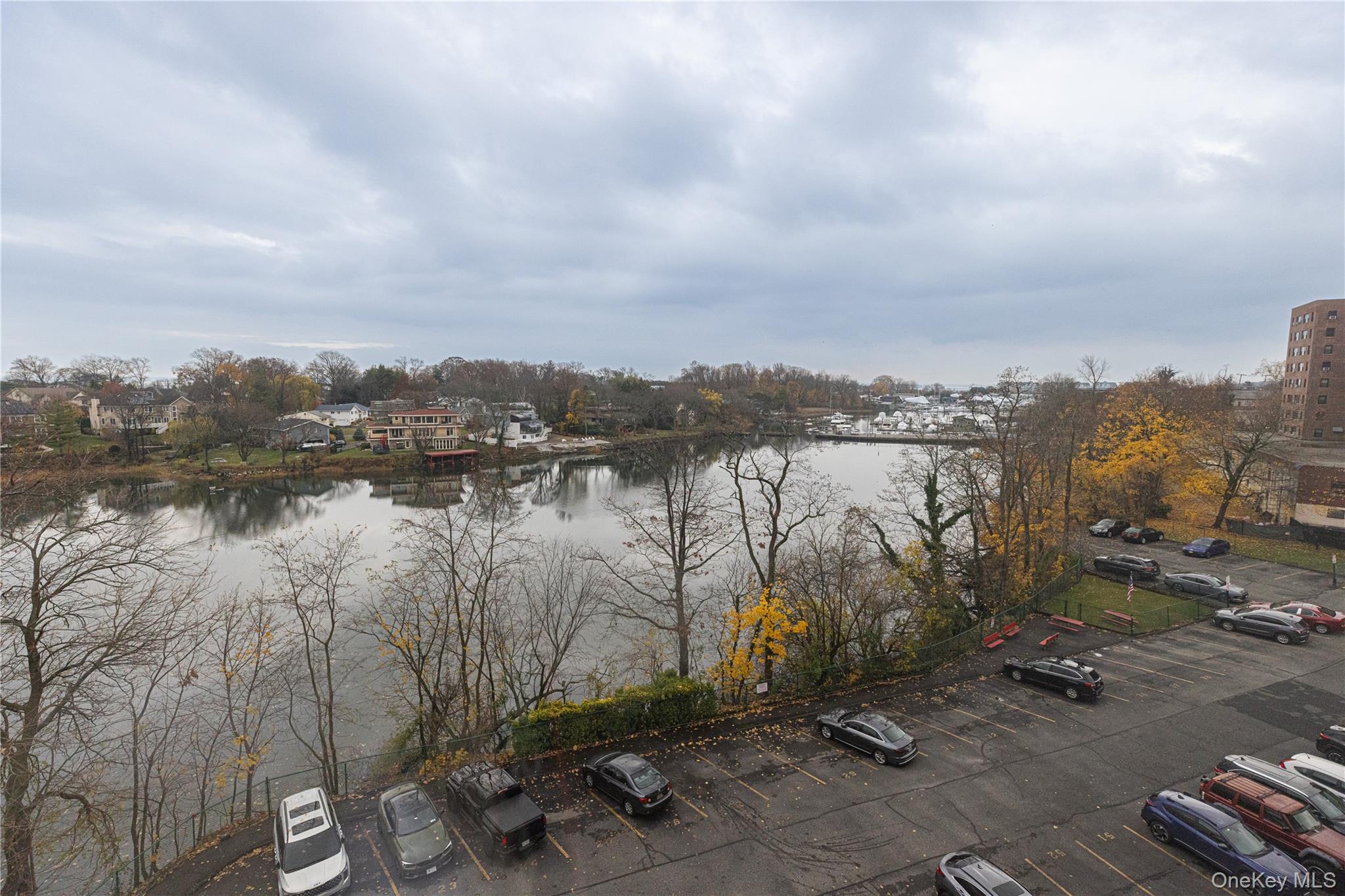266 Pelham Road, Unit 4H New Rochelle, NY 10805 - Photo 12 of 13 a view of lake