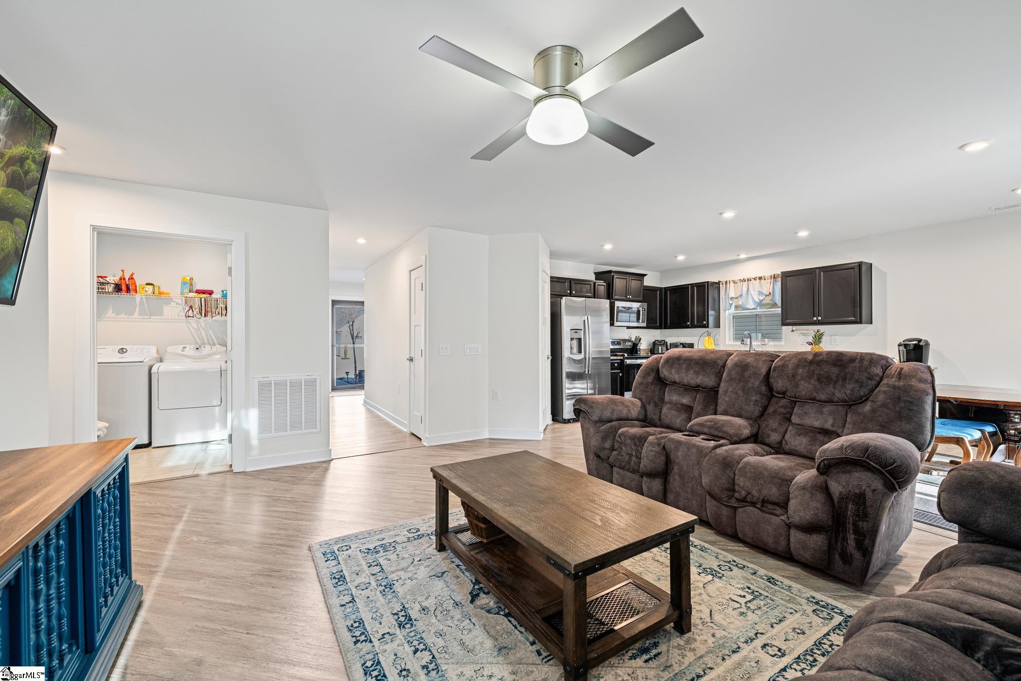 114 Sylvester Street Fountain Inn, SC 29644 - Photo 7 of 30