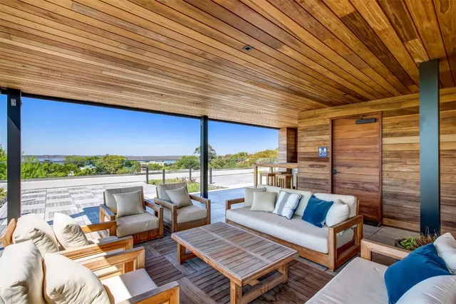 a view of a house with sitting area