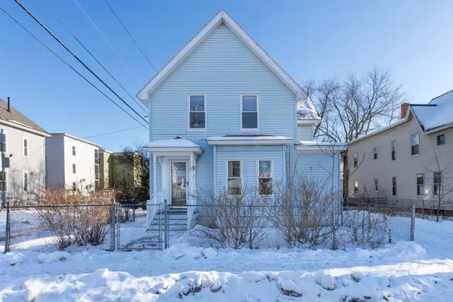 $400,000 | 427 Wilson Street, Manchester, NH 03103