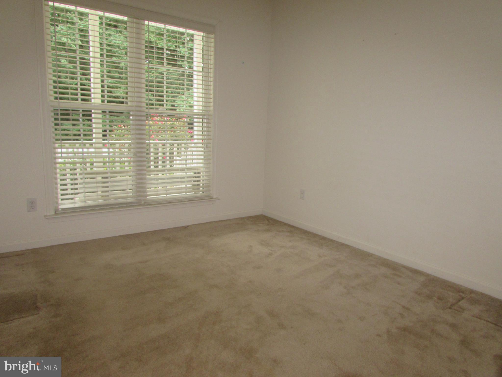 87 Hingham Lane Berlin, MD 21811 - Photo 16 of 39 Front Bedroon