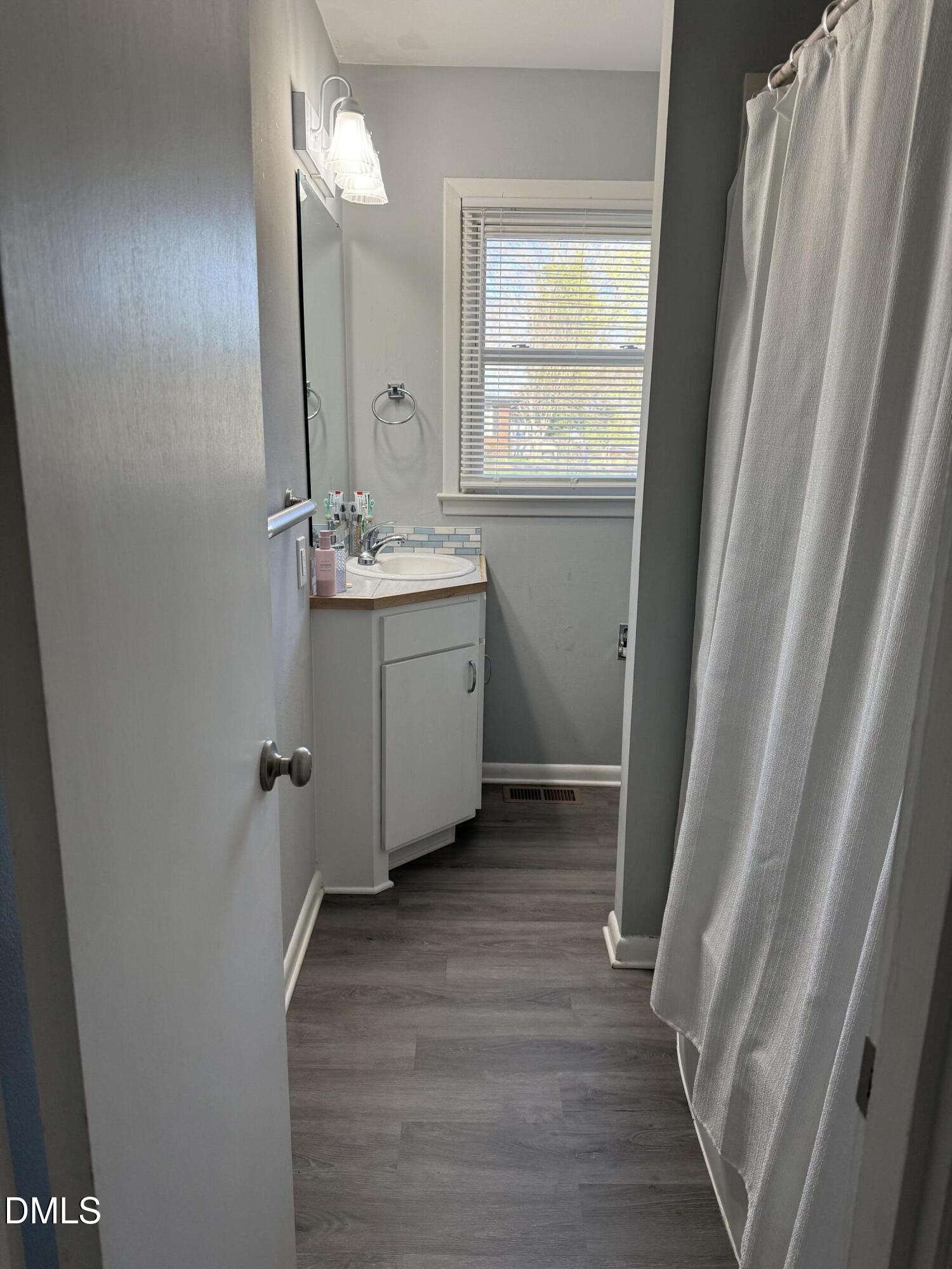 2017 Walnut Street Durham, NC 27705 - Photo 6 of 12 5