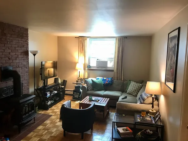 $3,400 | 99 West Fourth Street, Unit 1B, Boston, MA 02127