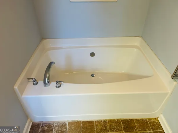 $2,300 | 2690 Sharpsburg McCollum Road, Newnan, GA 30265