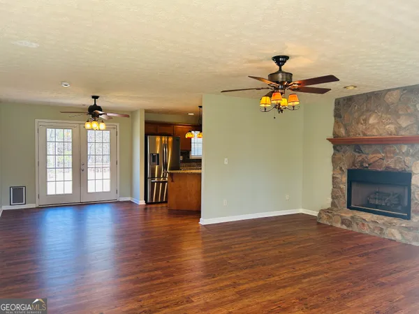 $2,300 | 2690 Sharpsburg McCollum Road, Newnan, GA 30265