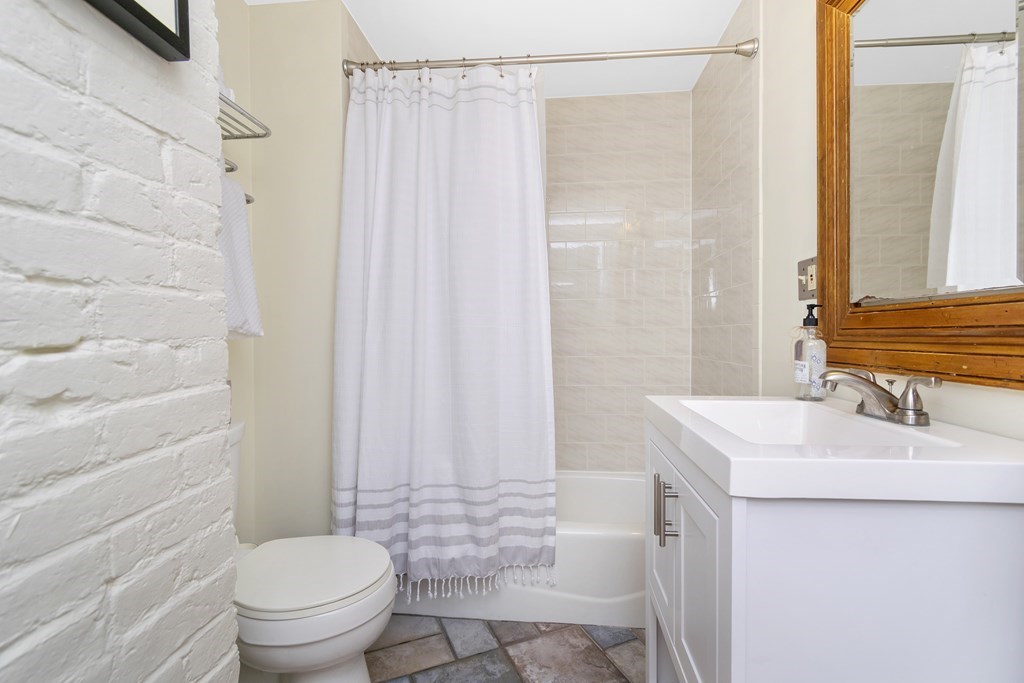 102 Baldwin Street, Unit 2 Boston, MA 02129 - Photo 14 of 15