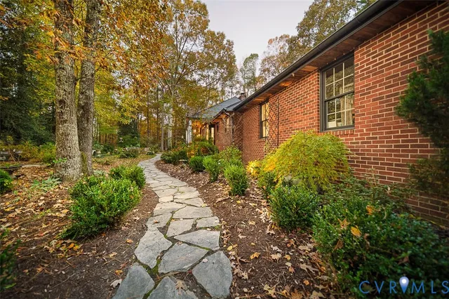 $950,000 | 2401 Powderhorn Drive, Henrico, VA 23231