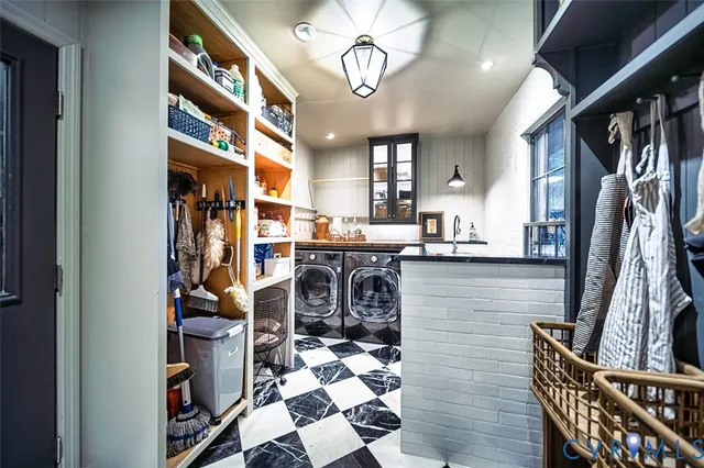 $950,000 | 2401 Powderhorn Drive, Henrico, VA 23231