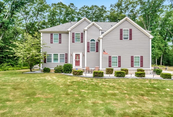 126 Podunk Road Sturbridge, MA 01566 - Photo 3 of 26