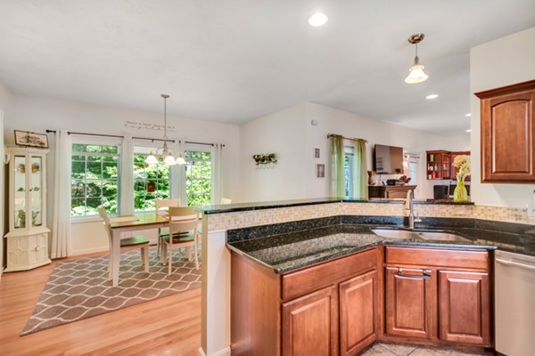126 Podunk Road Sturbridge, MA 01566 - Photo 9 of 26