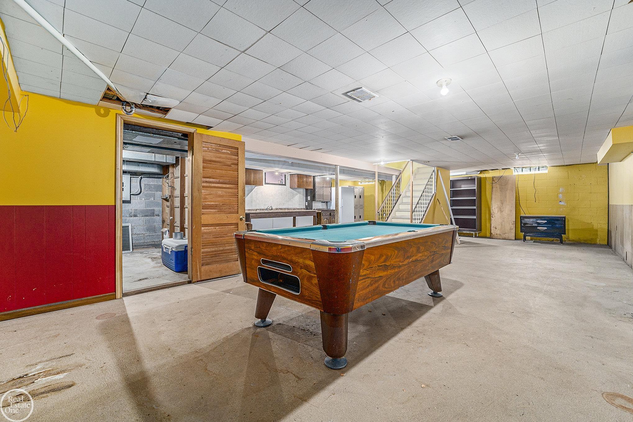 16046 Stephens Eastpointe, MI 48021 - Photo 23 of 32 Gallery Image 23