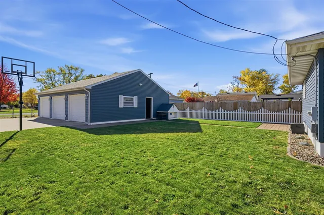 $229,000 | 402 Clark Street, Streator, IL 61364