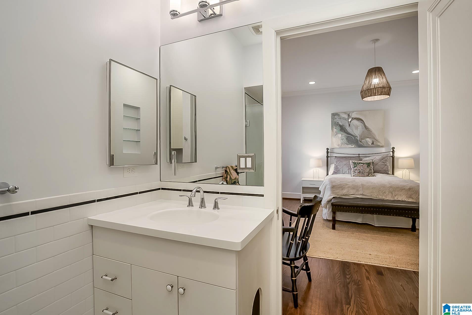 1815 Kensington Road Birmingham, AL 35209 - Photo 29 of 42