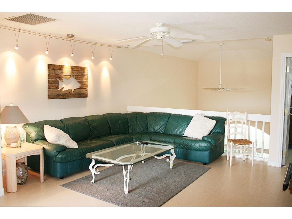 915 Bahia Mar Road Vero Beach, FL 32963 - Photo 14 of 33