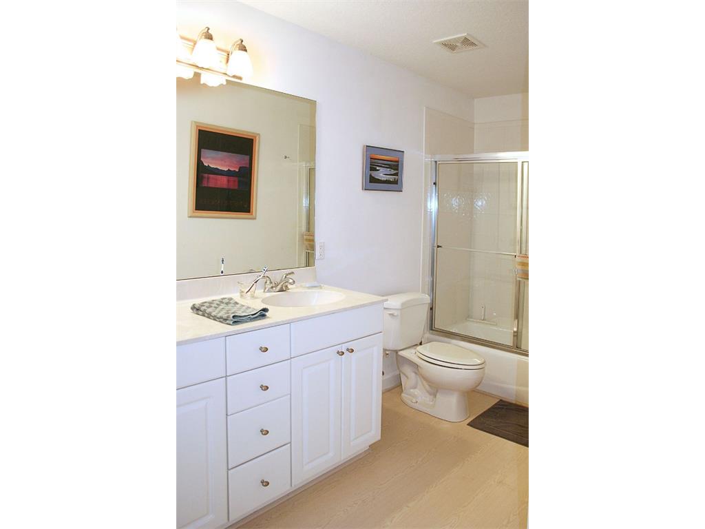 915 Bahia Mar Road Vero Beach, FL 32963 - Photo 18 of 33
