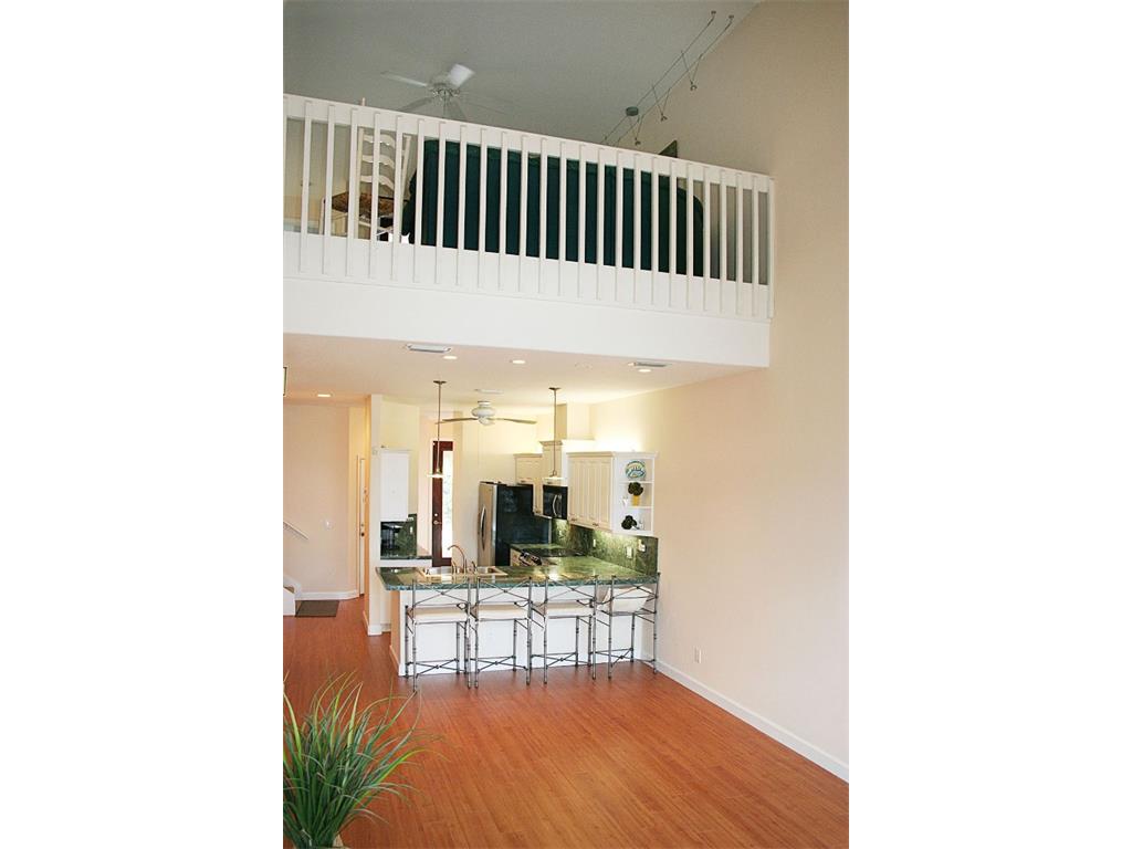 915 Bahia Mar Road Vero Beach, FL 32963 - Photo 3 of 33