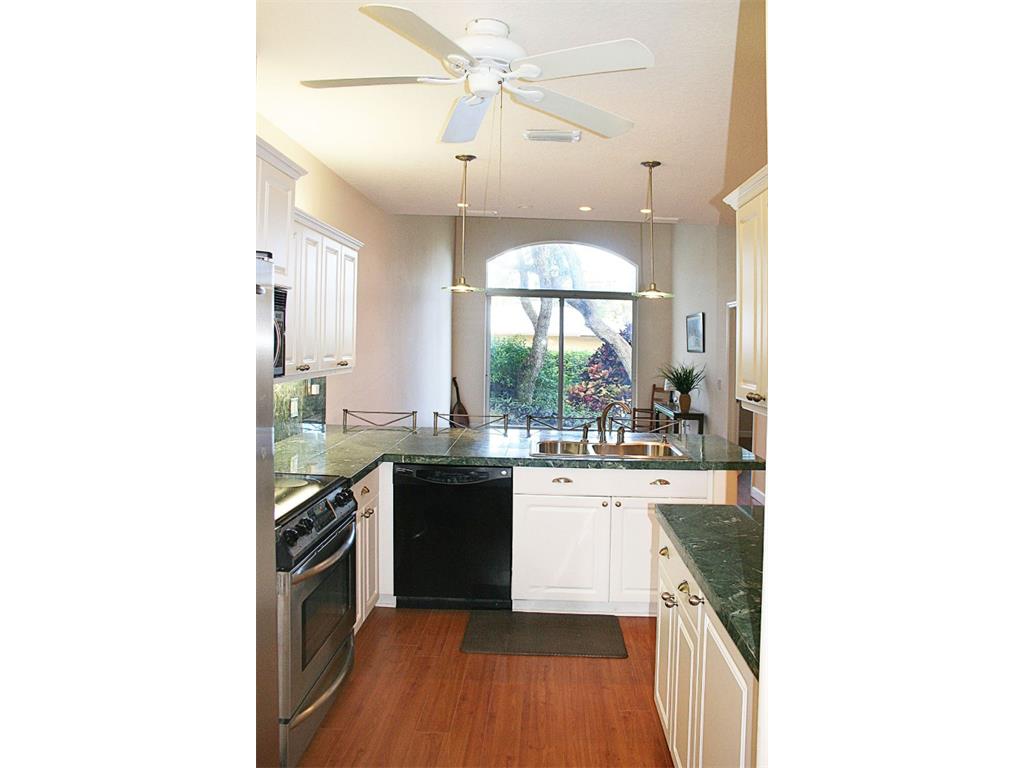 915 Bahia Mar Road Vero Beach, FL 32963 - Photo 7 of 33