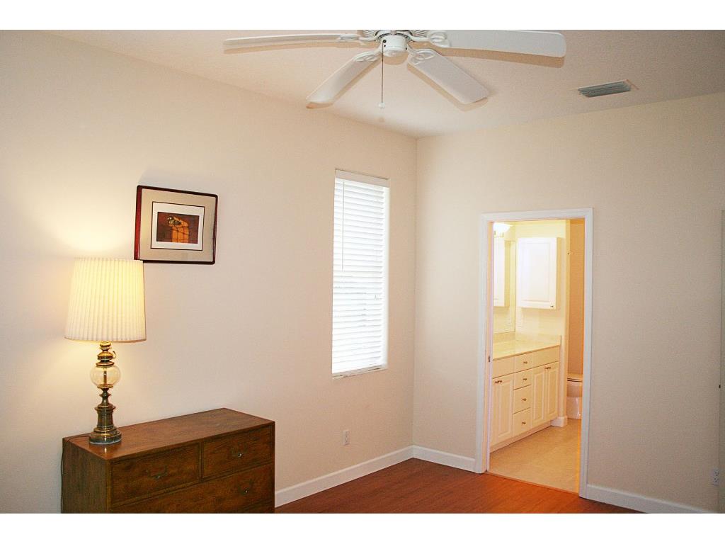 915 Bahia Mar Road Vero Beach, FL 32963 - Photo 9 of 33