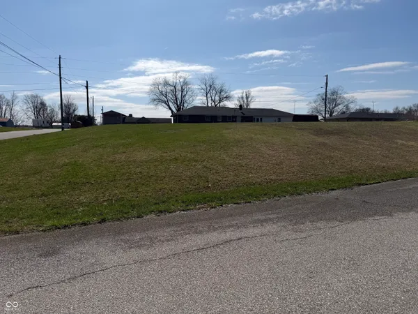 $34,900 | 7000 North Block Court Street, Seymour, IN 47274