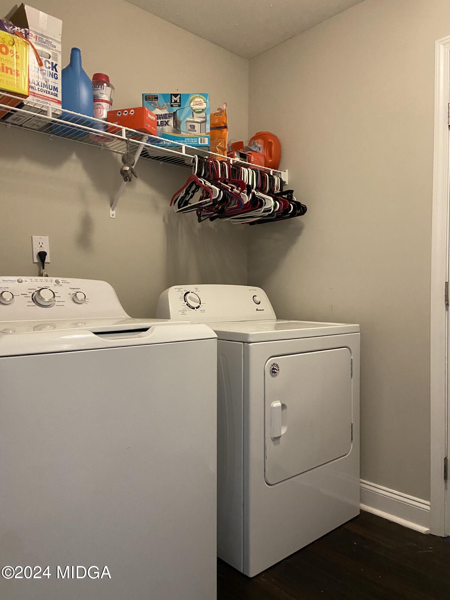 461 Schofill Road Fort Valley, GA 31030 - Photo 15 of 24 a utility room with dryer and washer