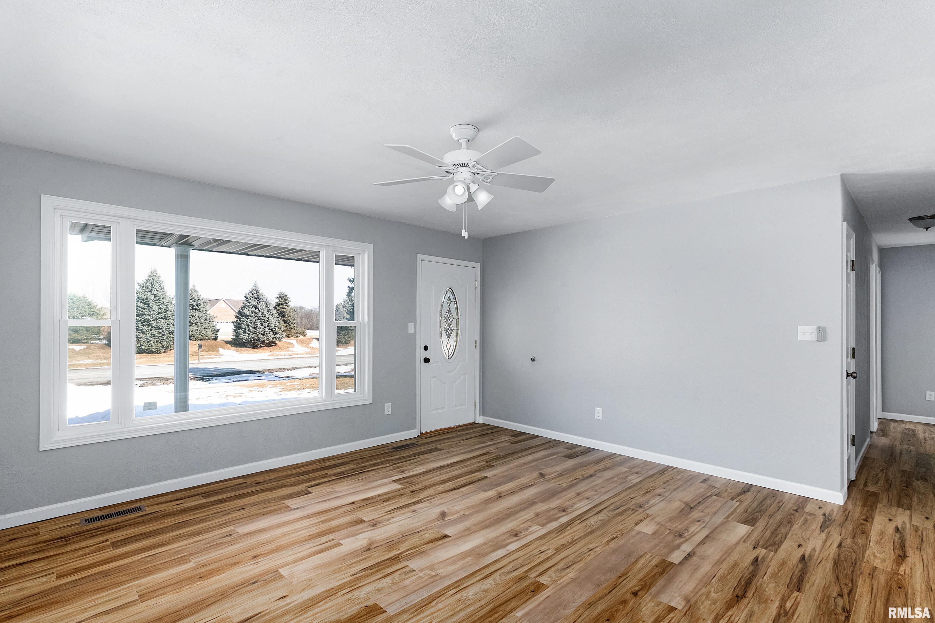 3402 Sheridan Road Pekin, IL 61554 - Photo 10 of 41 Gallery Image 10