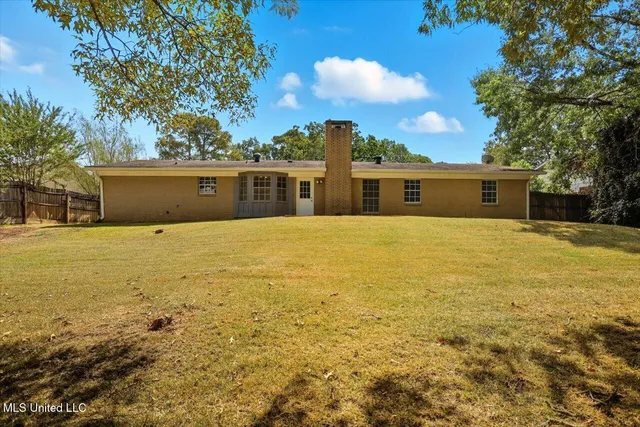 $1,800 | 23 Fox Glen Circle, Brandon, MS 39042