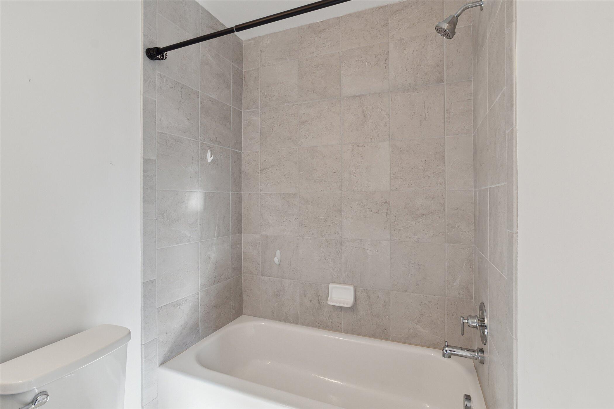 525 Jenny Way Brighton, MI 48116 - Photo 19 of 38 20-525-Jenny-Wy-Brighton-MI-48116-Window